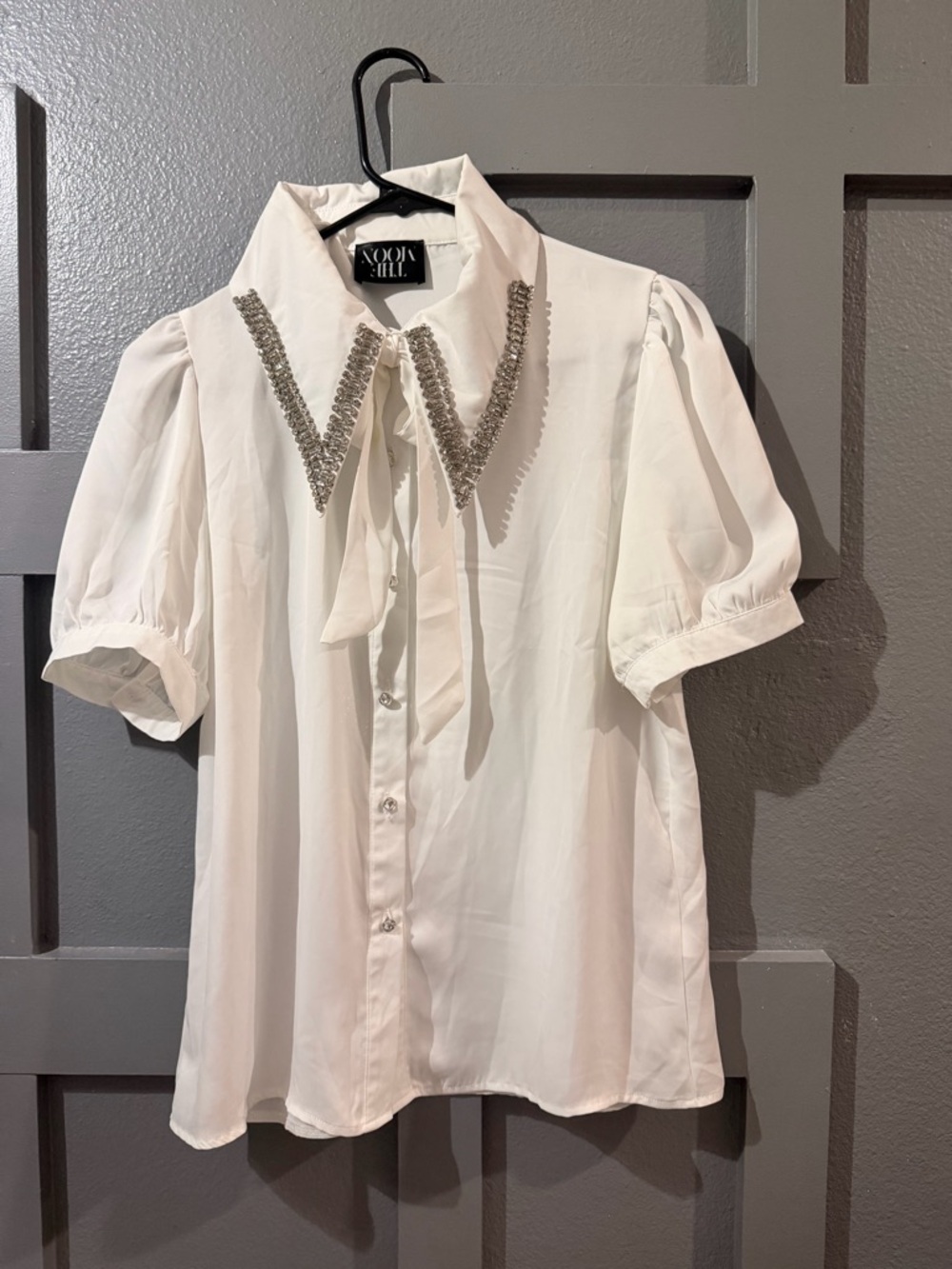 White Embellished Tie-Collar Blouse